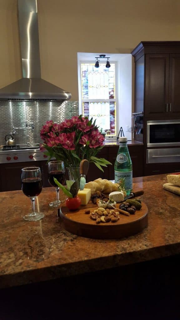 Tuxedo Park - Kitchen