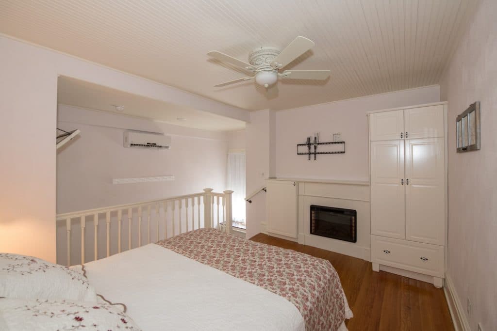 Tuxedo Park - Rose Room