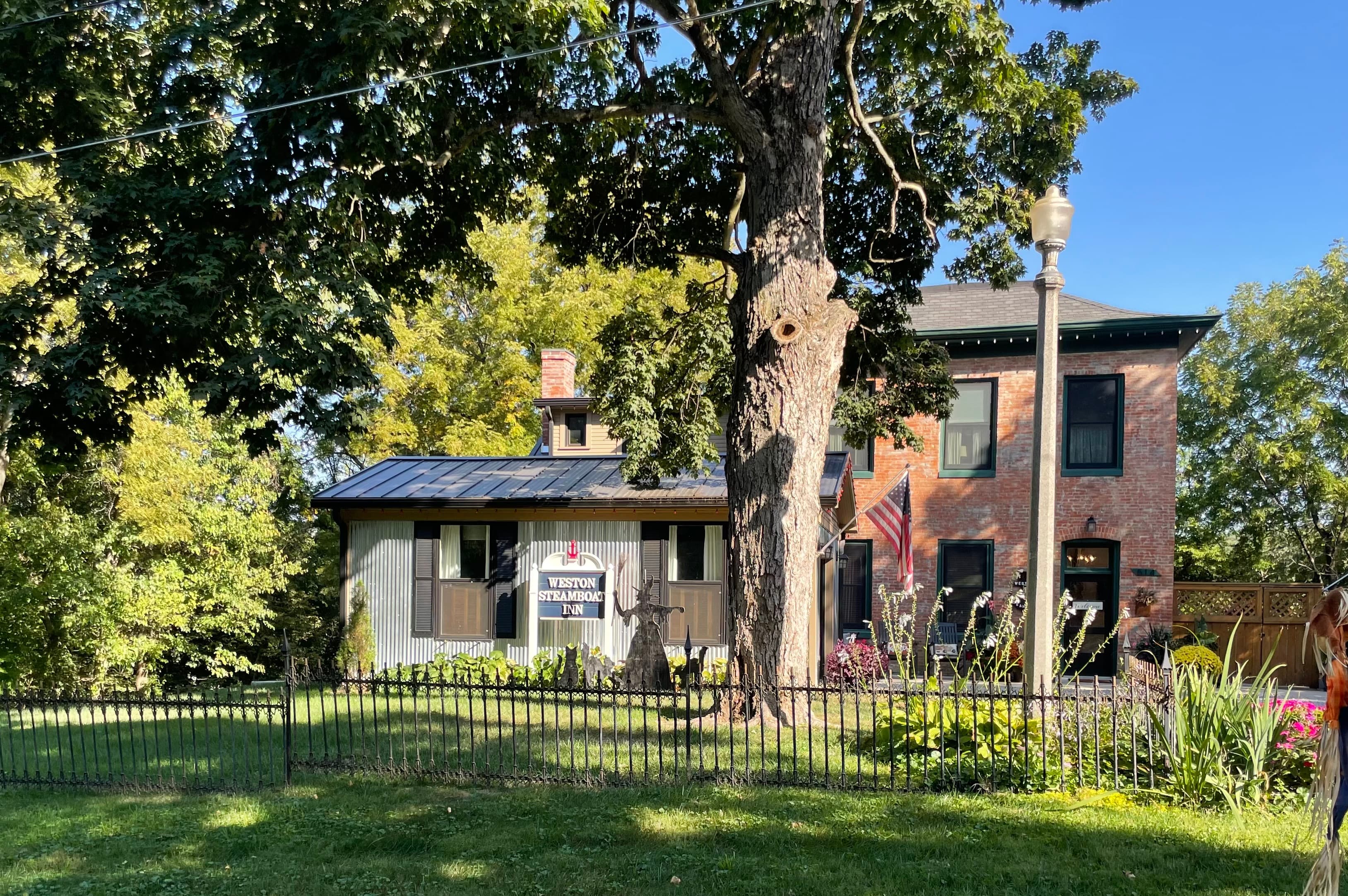 Weston Steamboat Inn